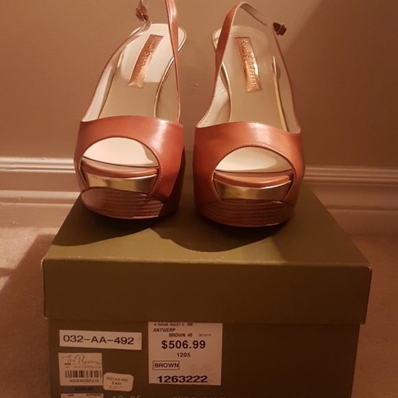 Rupert Sanderson pump - Picture 3 of 3